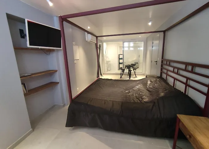Riad Secret Room, 3 Couple Only Au Village Naturiste Agde